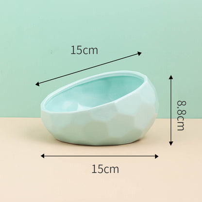 Tilted Ceramic Pet Bowl – Elevated Cat & Dog Feeding Bowl