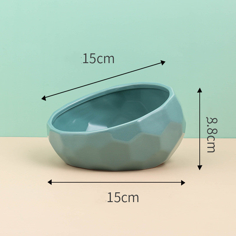 Tilted Ceramic Pet Bowl – Elevated Cat & Dog Feeding Bowl