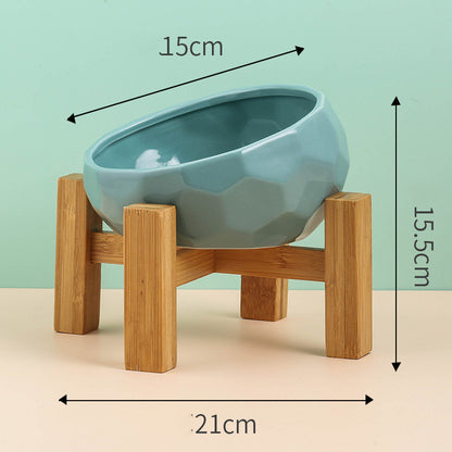 Tilted Ceramic Pet Bowl – Elevated Cat & Dog Feeding Bowl
