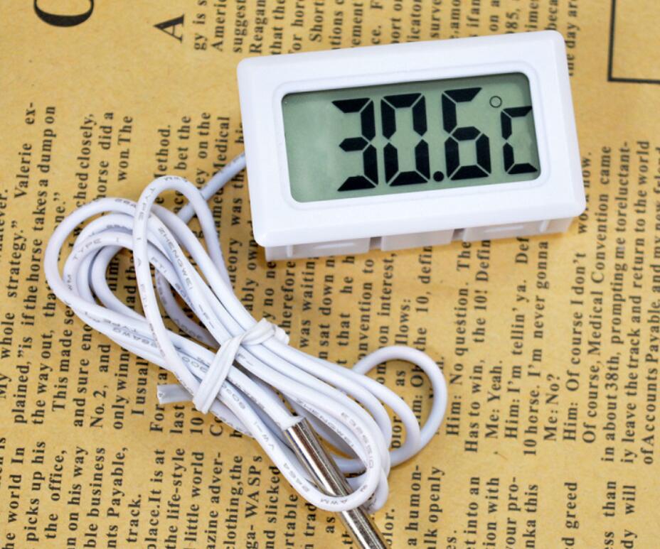 Digital Aquarium Thermometer – Fish Tank Water Temperature Gauge